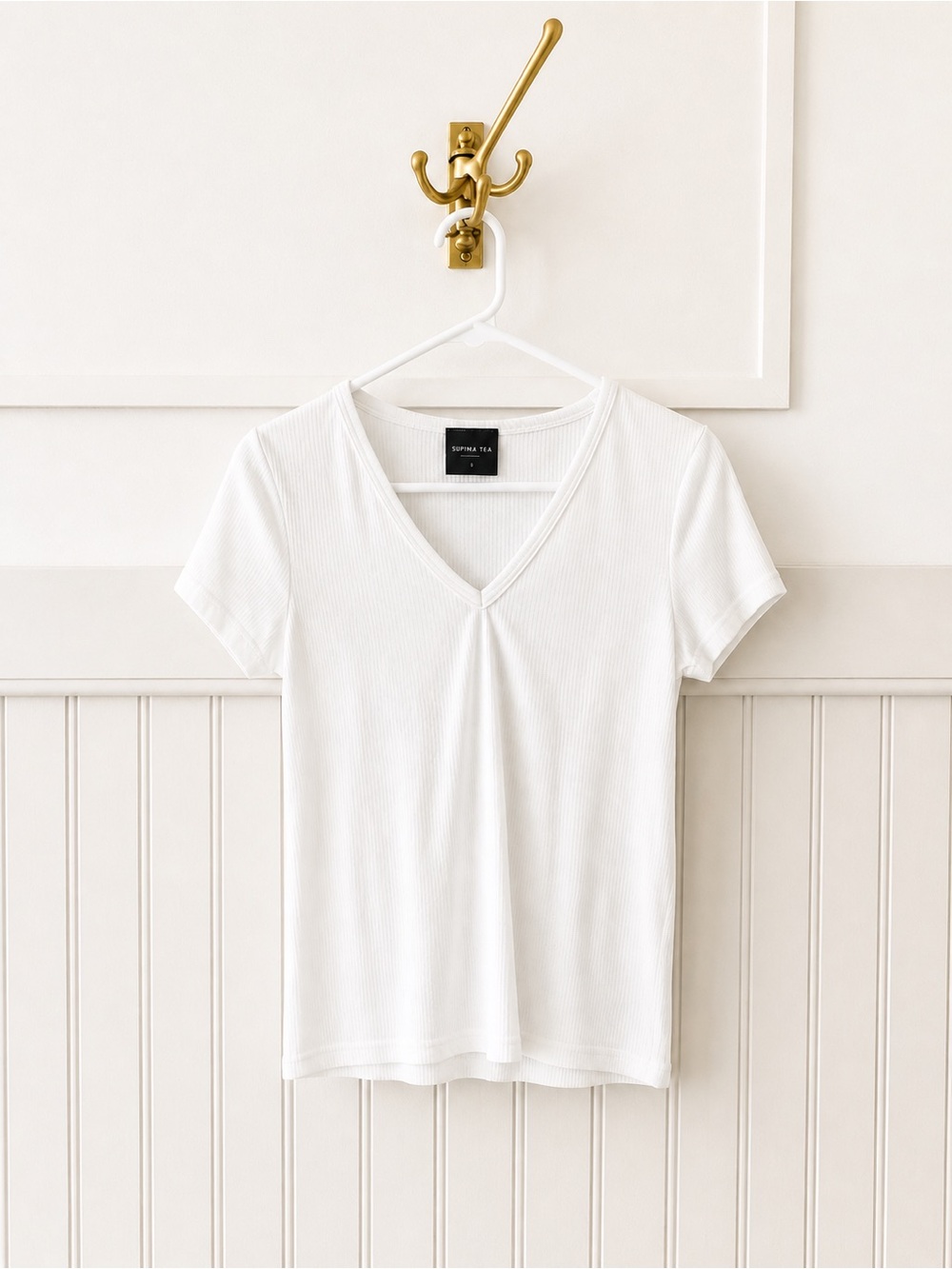 Olivia Rae White Ribbed V-Neck Short Sleeve Tee